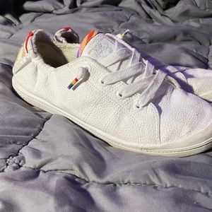 ROXY slide on shoes!